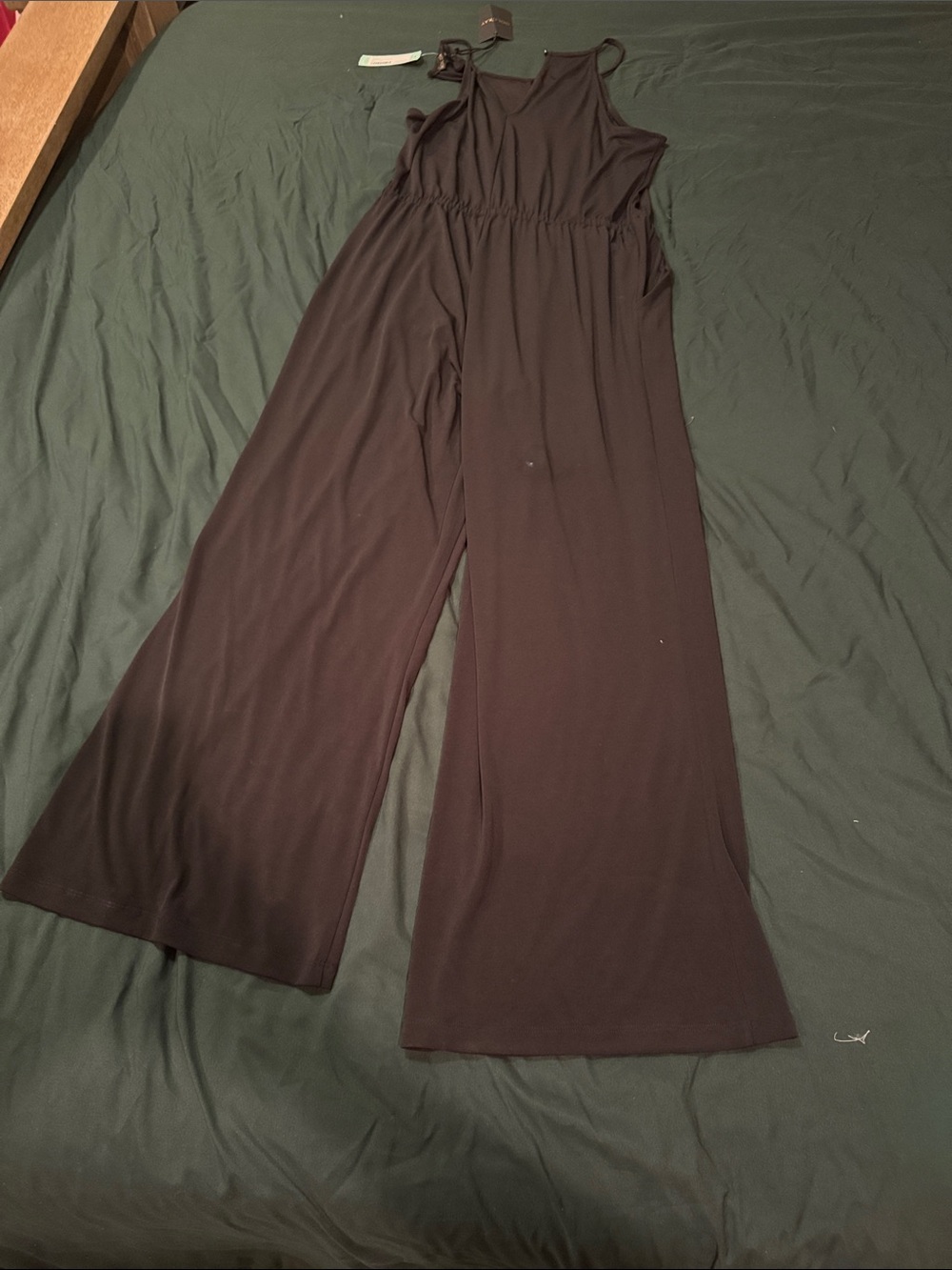 Sleeveless Black Wide-Leg Jumpsuit with Elastic Waist